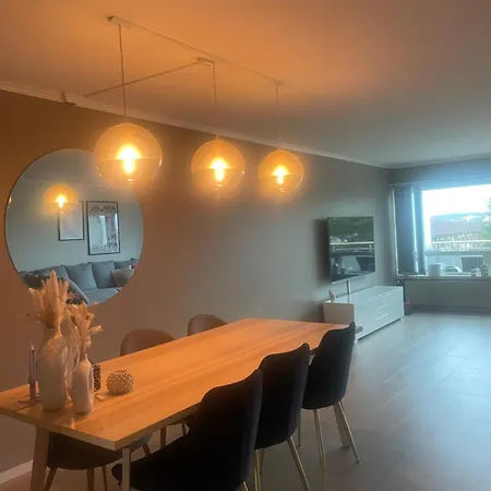 Daire Koselig Med 2 Etasjer, Ingen Innsyn *