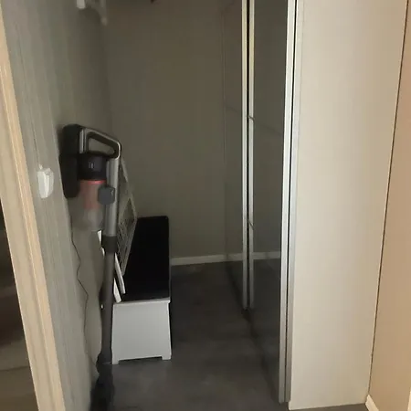 Koselig Med 2 Etasjer, Ingen Innsyn